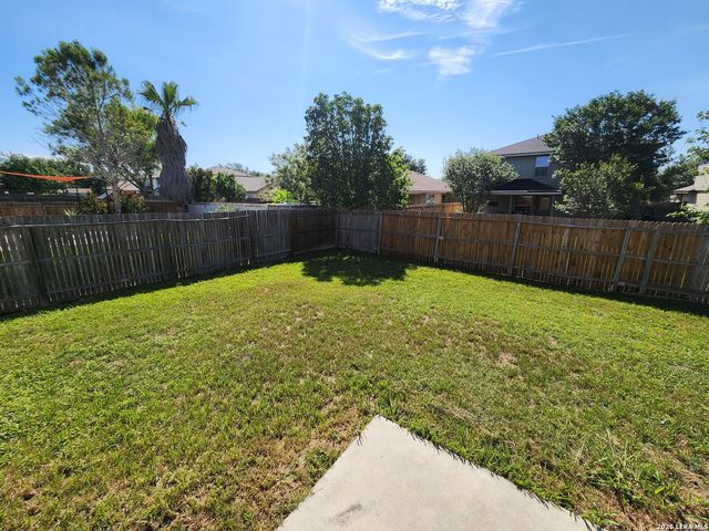 249 VAL VERDE DR, New Braunfels, TX 78130