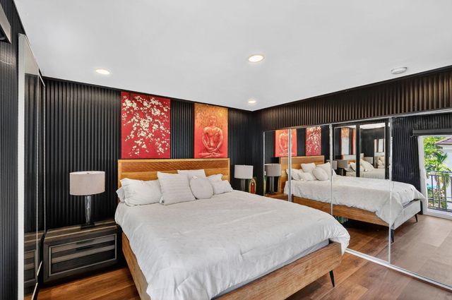 363 Washington Avenue 32, Miami Beach, FL 33139