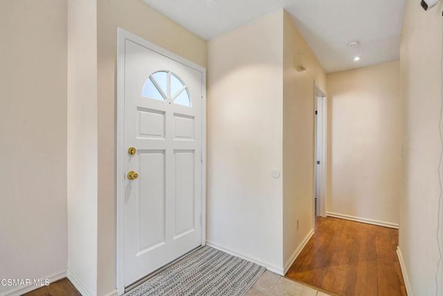 2486 Pleasant Way B, Thousand Oaks, CA 91362