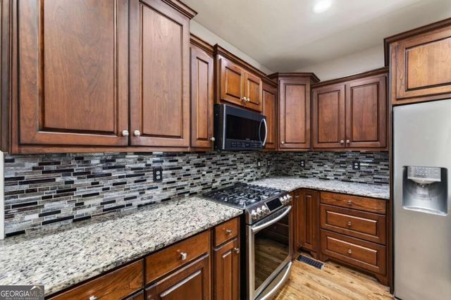 1254 Riversand Lane SW, Lilburn, GA 30047