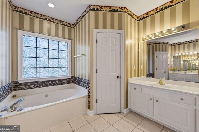 1254 Riversand Lane SW, Lilburn, GA 30047