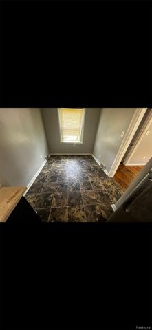 14212 Glenfield Street, Detroit, MI 48213