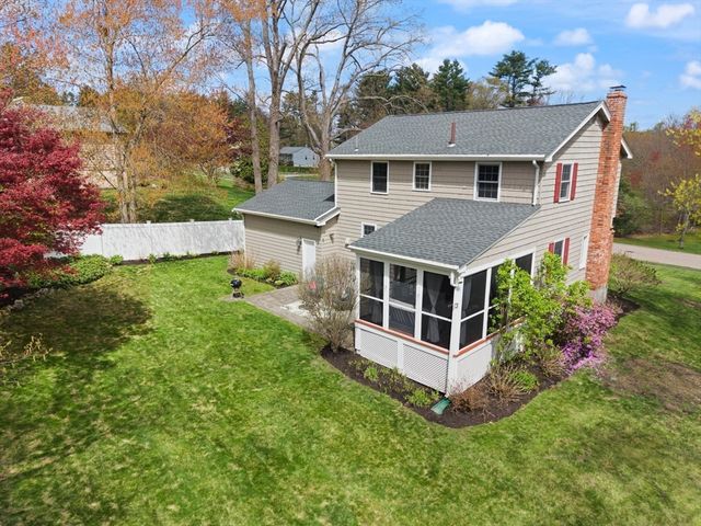 48 Beatrice Ln, Holliston, MA 01746