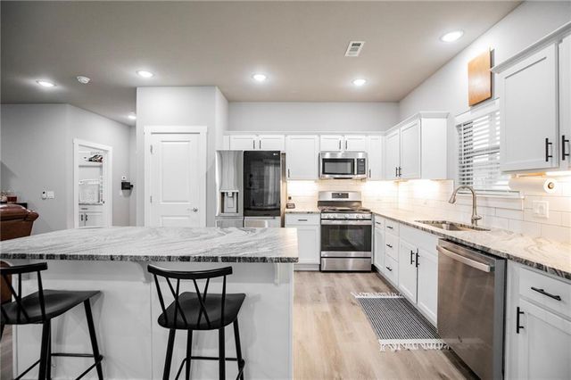 4309 SW Pawhuska Street, Bentonville, AR 72713