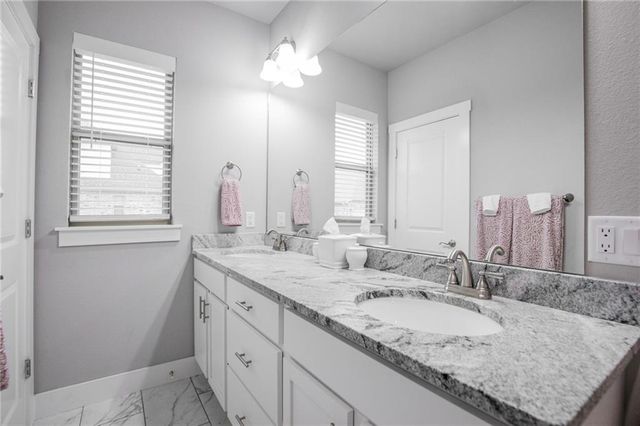 4309 SW Pawhuska Street, Bentonville, AR 72713