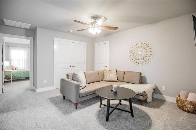 4309 SW Pawhuska Street, Bentonville, AR 72713