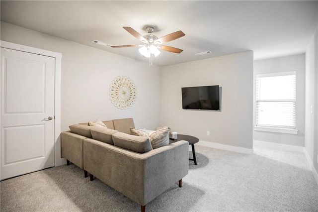 4309 SW Pawhuska Street, Bentonville, AR 72713