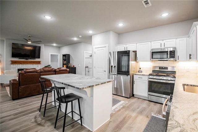 4309 SW Pawhuska Street, Bentonville, AR 72713