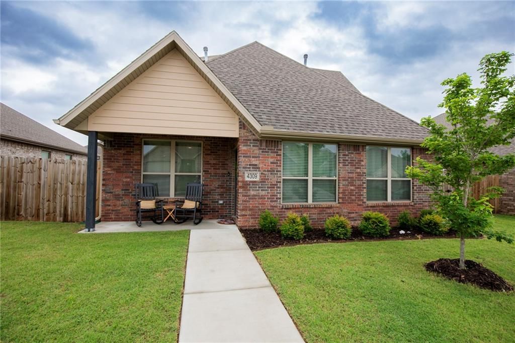 4309 SW Pawhuska Street, Bentonville, AR 72713