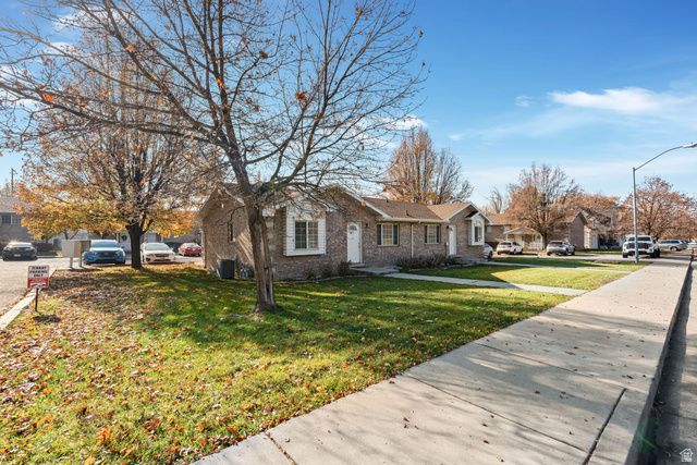 984 E 900 S, Provo, UT 84606