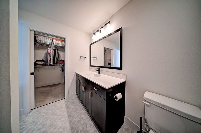 8809 Middlebury Court NE, Cedar Rapids, IA 52404