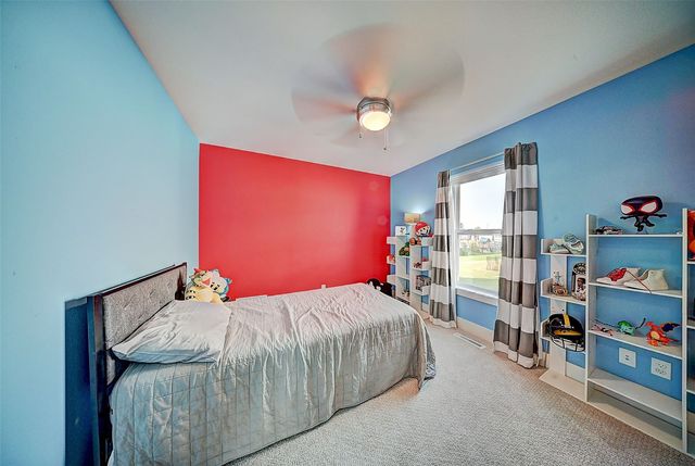 8809 Middlebury Court NE, Cedar Rapids, IA 52404