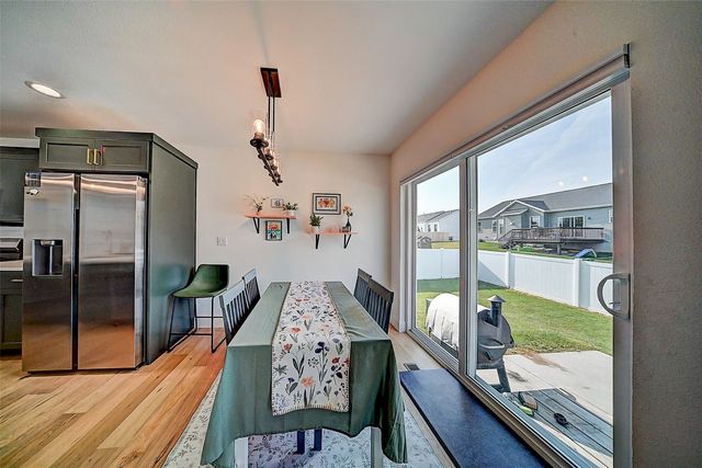 8809 Middlebury Court NE, Cedar Rapids, IA 52404