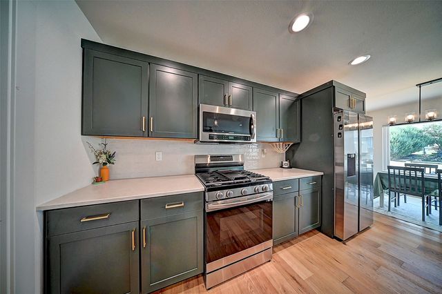 8809 Middlebury Court NE, Cedar Rapids, IA 52404