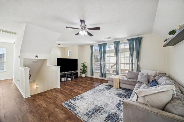 3332 Home Point Drive, Houston, TX 77091