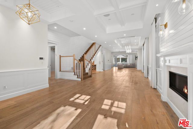 12345 Huston Street, Valley Village, CA 91607