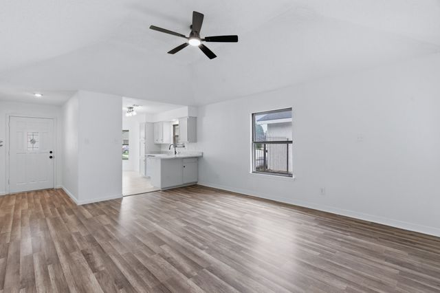 3611 Alexandria Drive, Arlington, TX 76015