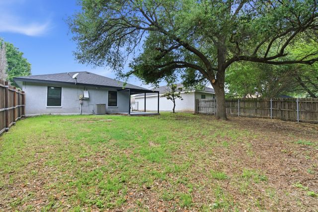 3611 Alexandria Drive, Arlington, TX 76015