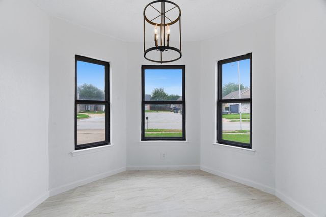 3611 Alexandria Drive, Arlington, TX 76015