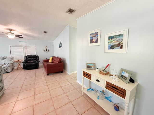 723 Boyd Drive, Key Largo, FL 33037