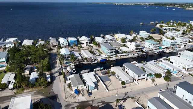 723 Boyd Drive, Key Largo, FL 33037