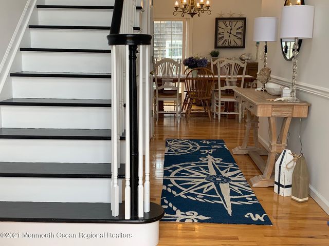 979 Ocean Avenue, Mantoloking, NJ 08738