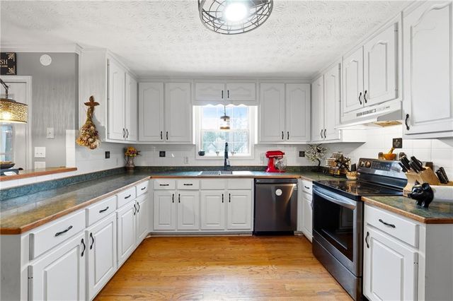 403 Ryan Circle, Winder, GA 30680