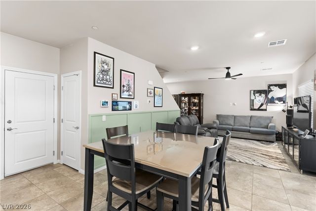 7934 Diamond Sky Avenue, Las Vegas, NV 89113
