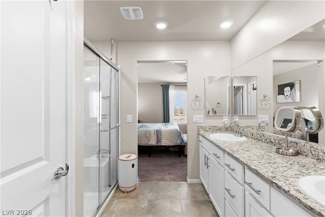 7934 Diamond Sky Avenue, Las Vegas, NV 89113