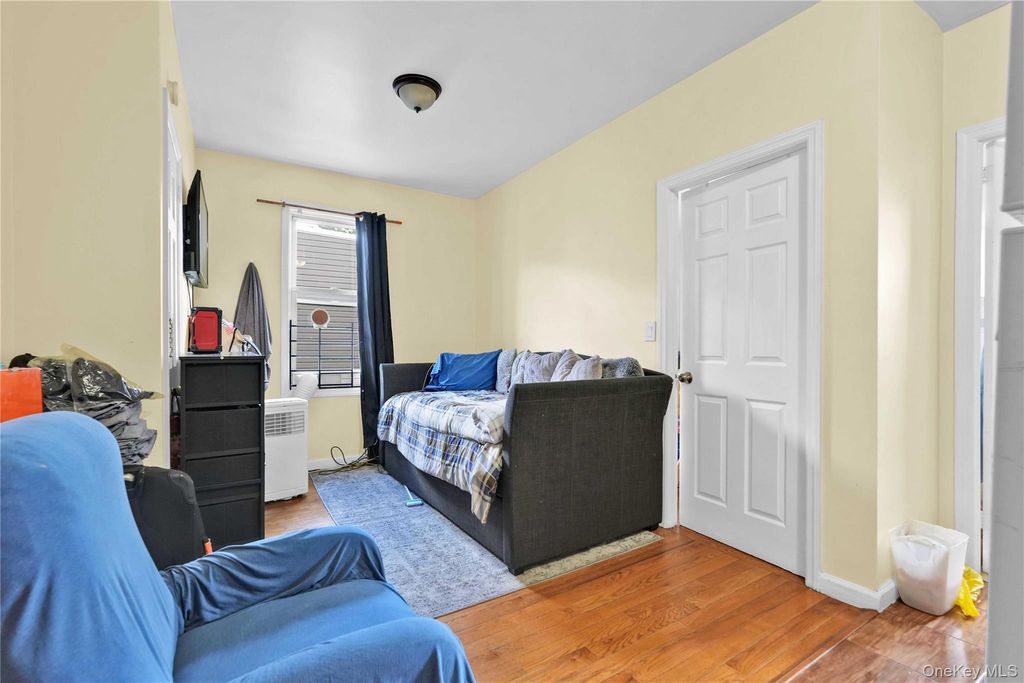 10106 116th Street, Richmond Hill, NY 11419 — photo 4