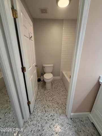3122 Meadow Street, Lynn Haven, FL 32444