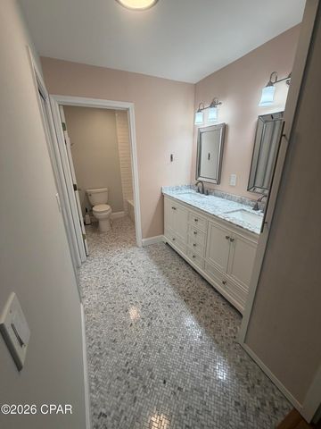 3122 Meadow Street, Lynn Haven, FL 32444