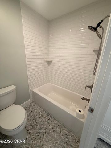 3122 Meadow Street, Lynn Haven, FL 32444