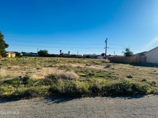 Fuchsia Avenue, California City, CA 93505