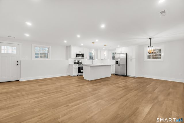 317 Narrow Lane, Orange, CT 06477