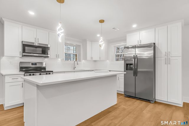 317 Narrow Lane, Orange, CT 06477