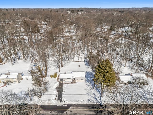 317 Narrow Lane, Orange, CT 06477