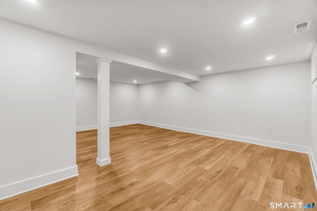 317 Narrow Lane, Orange, CT 06477