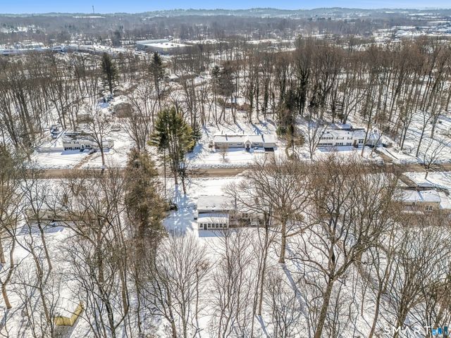317 Narrow Lane, Orange, CT 06477