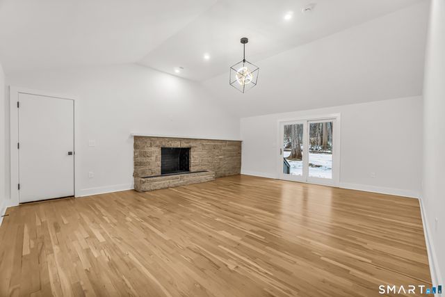 317 Narrow Lane, Orange, CT 06477