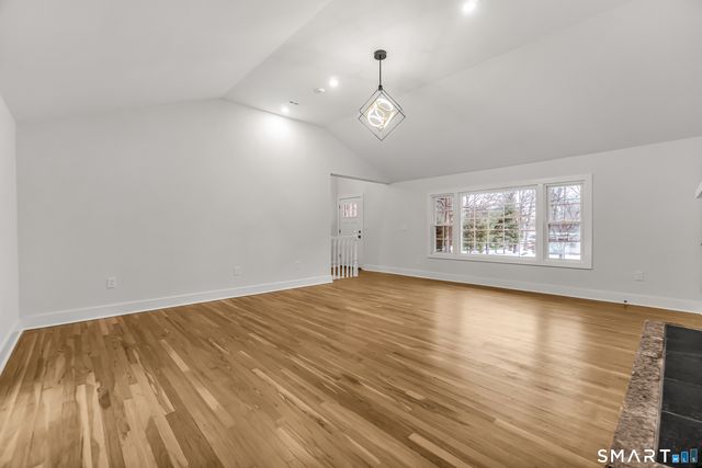 317 Narrow Lane, Orange, CT 06477