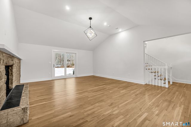 317 Narrow Lane, Orange, CT 06477