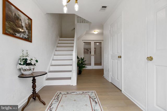 5556 JOWETT CT, Alexandria, VA 22315