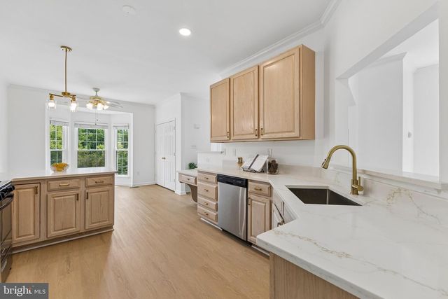 5556 JOWETT CT, Alexandria, VA 22315