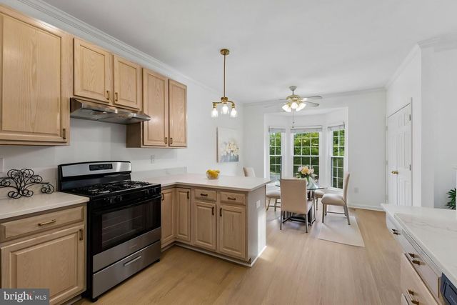 5556 JOWETT CT, Alexandria, VA 22315