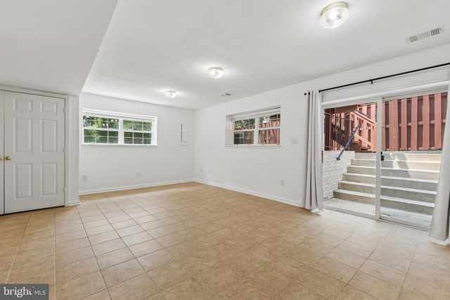 5556 JOWETT CT, Alexandria, VA 22315