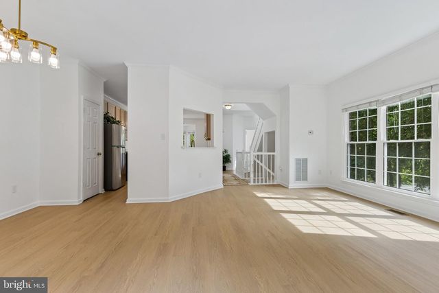 5556 JOWETT CT, Alexandria, VA 22315