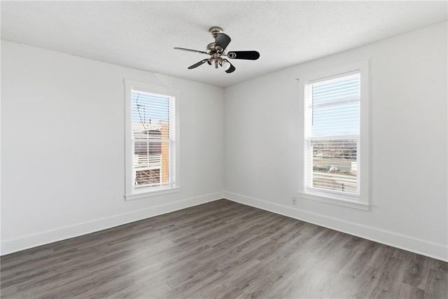 1006 Grandview Boulevard, Kansas City, KS 66102