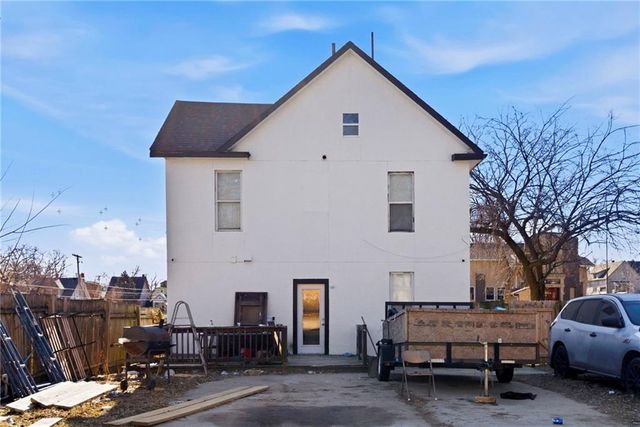 1006 Grandview Boulevard, Kansas City, KS 66102