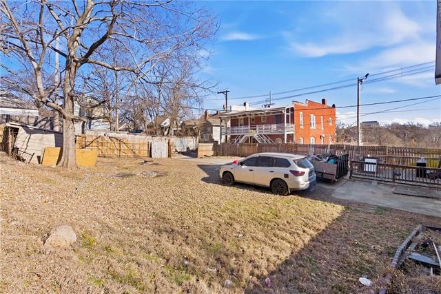 1006 Grandview Boulevard, Kansas City, KS 66102